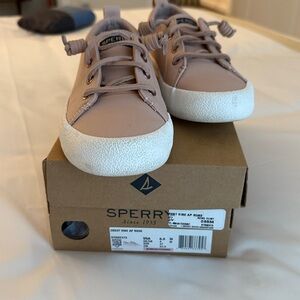 Sperry rose dust leather tennis shoes